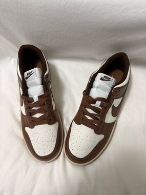 Nike Men’s Low-Top Dunks Sneakers - White and Brown